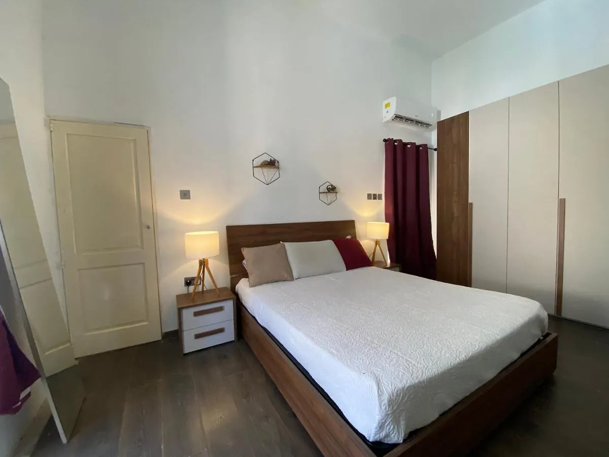 Blue Waters Town House Apartment Tarxien Malta